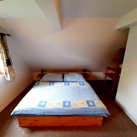 Apartman Roubenka Vsemily Jetřichovice エクステリア 写真